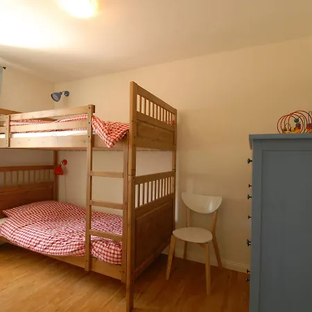 Cozy Holiday In Alt With Private Terrace Vakantiehuis Farpen